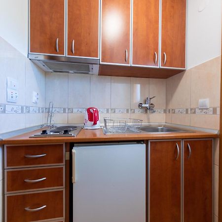 Olive Garden Apartments Sveti Stefan Room photo