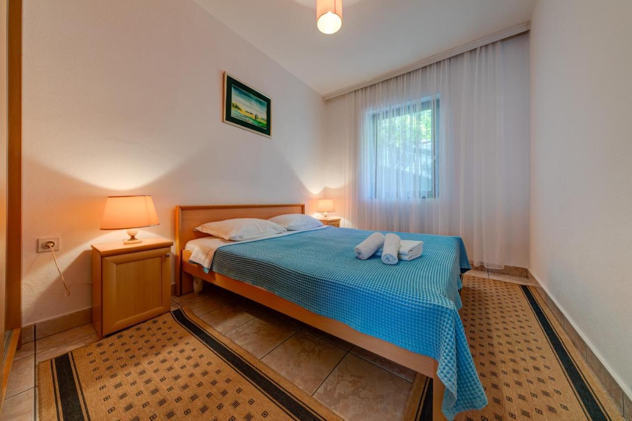 Olive Garden Apartments Sveti Stefan Exterior photo