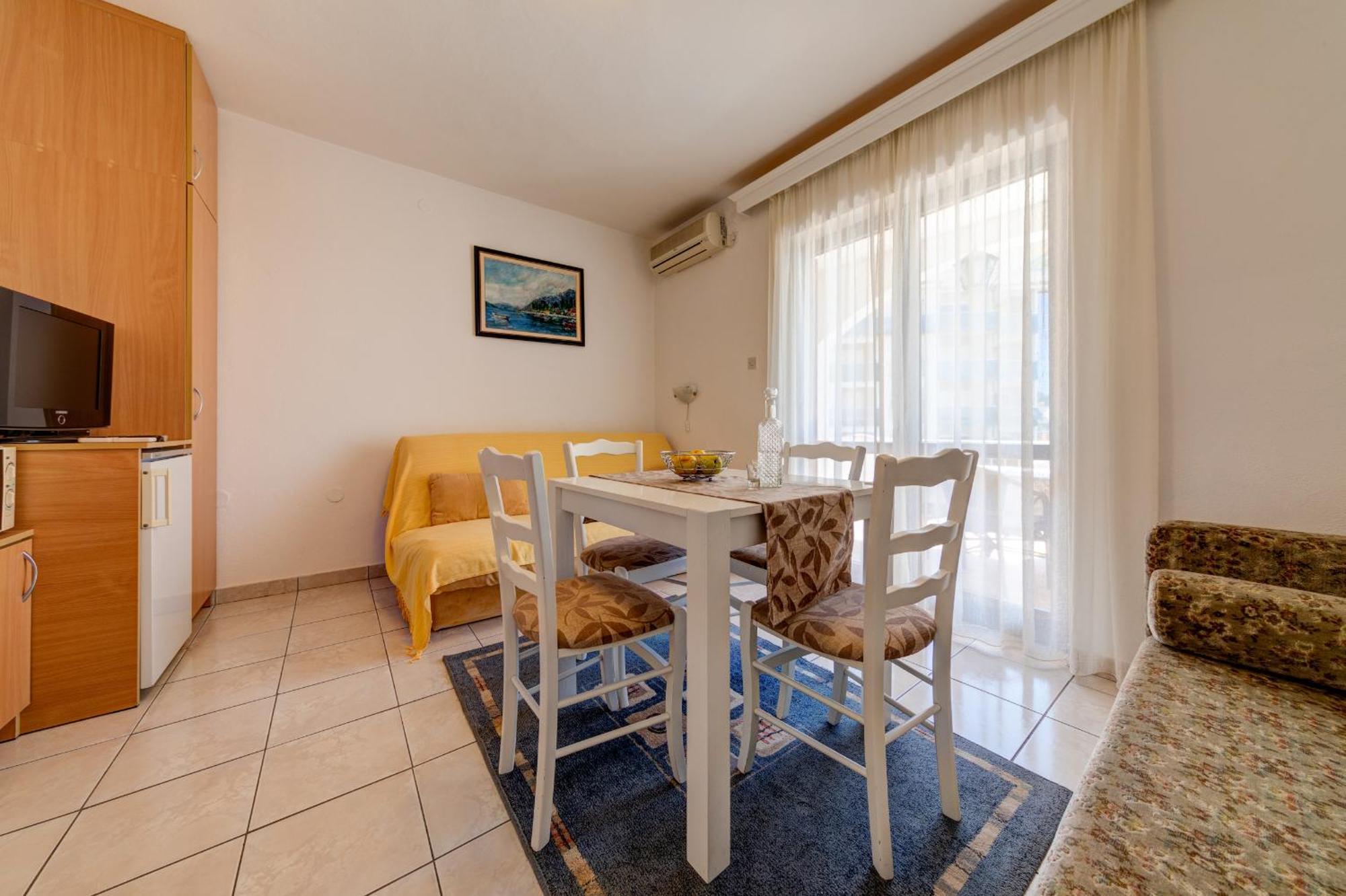 Olive Garden Apartments Sveti Stefan Room photo